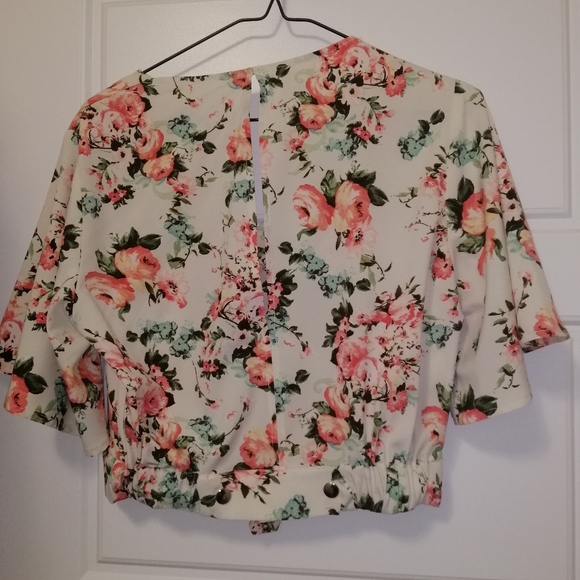 Floral crop blouse - Picture 4 of 6